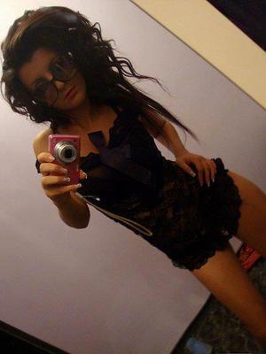 Escorts like Bianca are down to fuck you now!