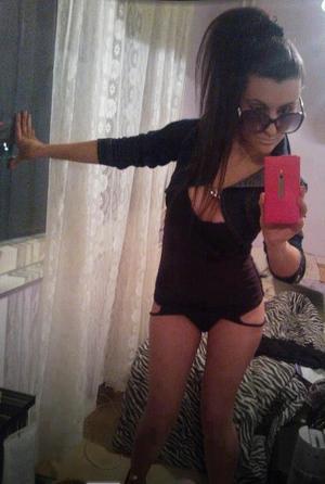 Looking for girls down to fuck? Paula from California is your girl