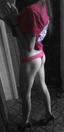 Magdalen from New Jersey is looking for adult webcam chat