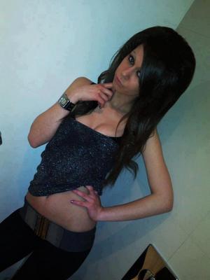Escorts like Diamond are down to fuck you now!