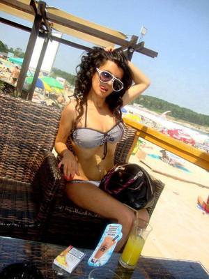 Looking for local cheaters? Take Kiara from North Dakota home with you