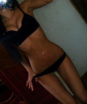 Meet local singles like Genoveva from Cheyenne, Wyoming who want to fuck tonight
