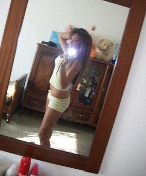 Looking for local cheaters? Take Allyson from Florida home with you