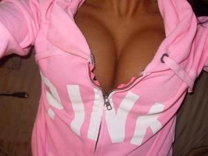Meet local singles like Salma from Hawaii who want to fuck tonight