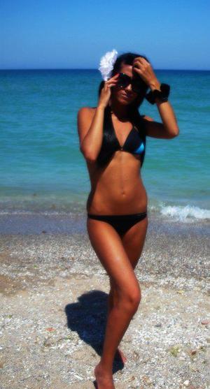 Madeleine from South Carolina is looking for adult webcam chat