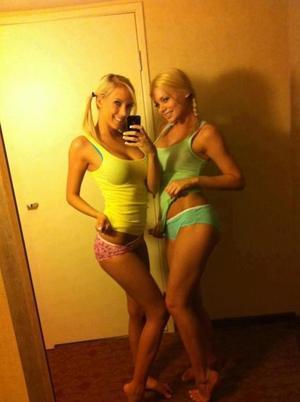 Looking for girls down to fuck? Anissa from Pennsylvania is your girl